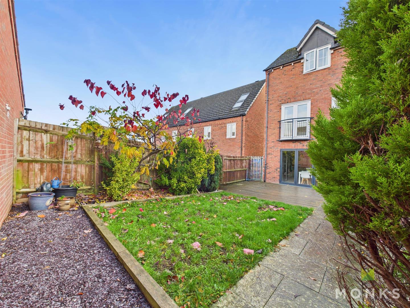 2 Barber Close, Oswestry, SY11 2UE For Sale